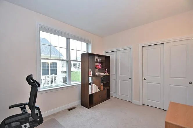 855 Main St #33 — Photo 5