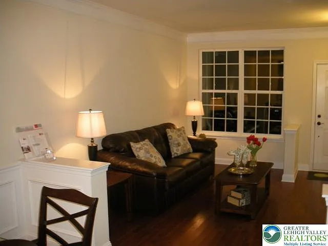 6149 Valley Forge Dr — Photo 12
