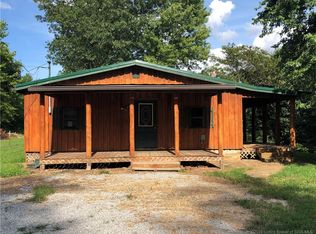 3876 S Hickory Grove Rd, Pekin, IN 47165