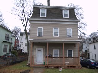 18 Auburn St, Worcester, MA 01605