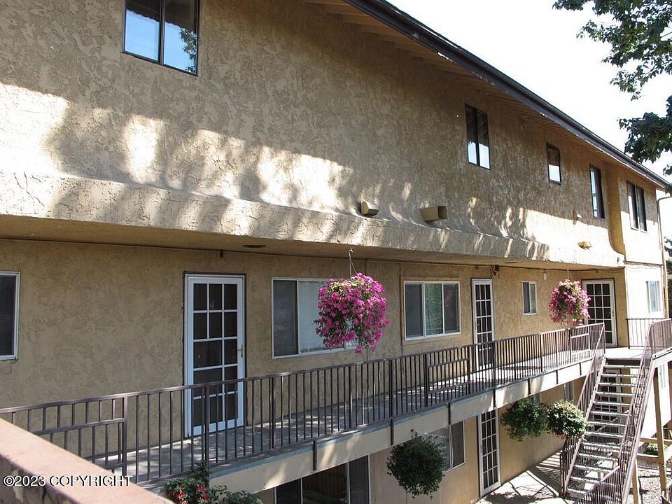 1st image of 524 Eyak Dr APT 3