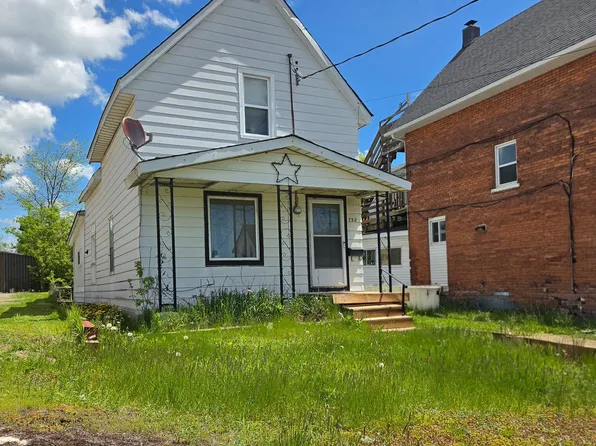 732 McIntyre St E, North Bay, ON P1B 1E8