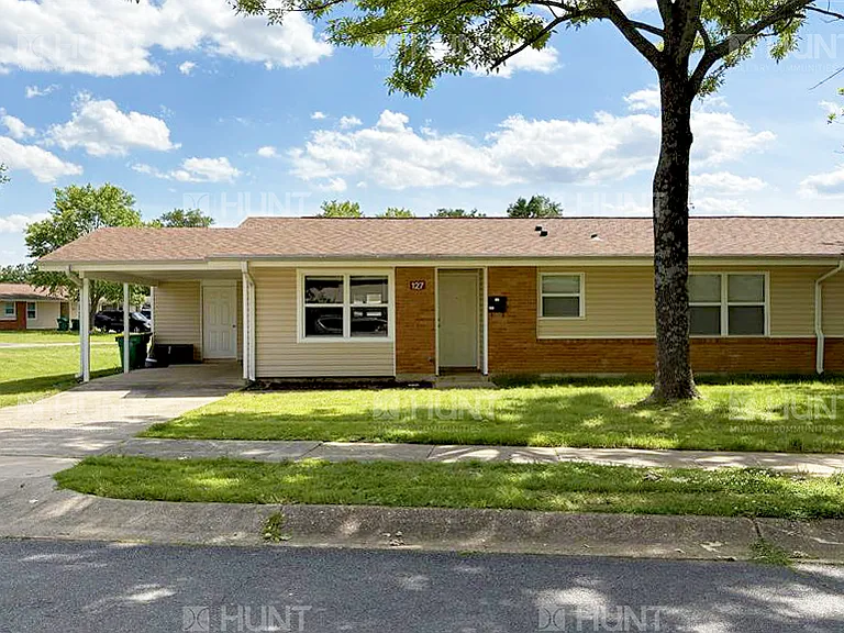 127 Idaho Cir — Photo 1