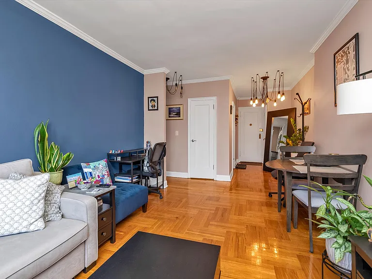 48-55 43rd St #3F — Photo 4
