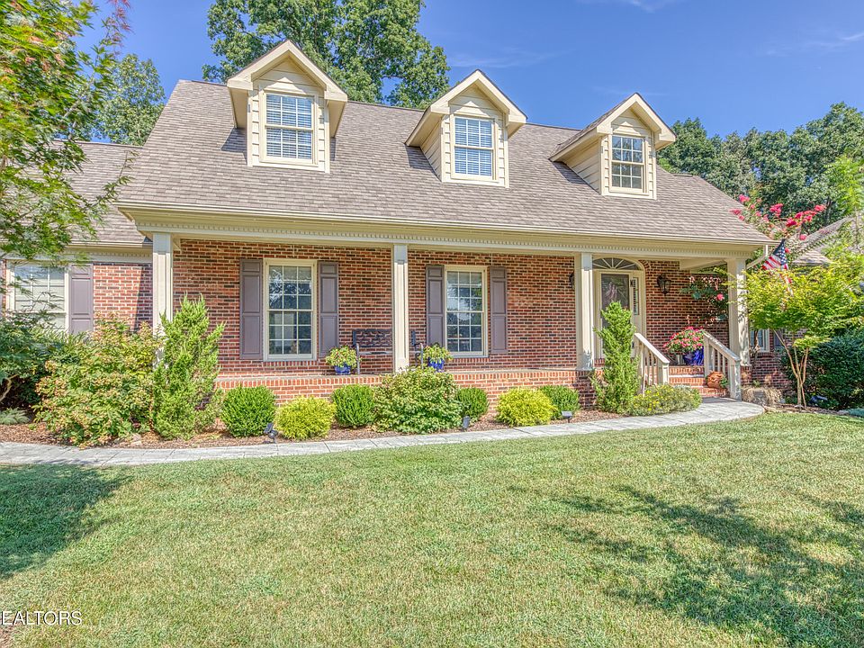 1st image of 1344 Knightsbridge Dr