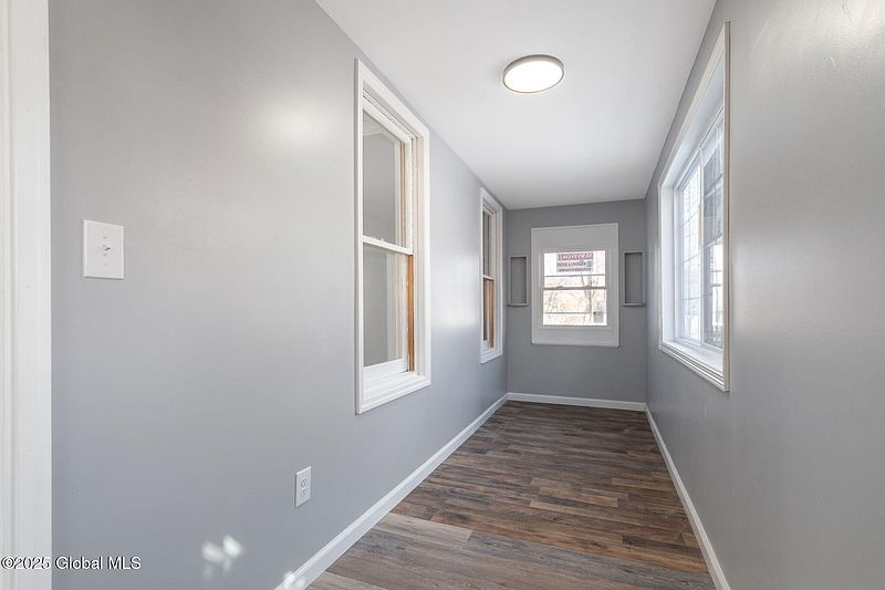 2nd image of 626 Lansing Street