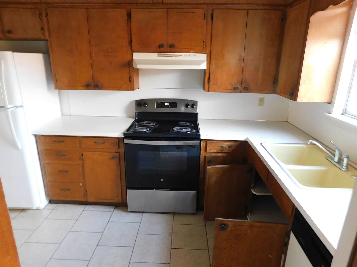 Building Photo - 2103 Fendley Dr