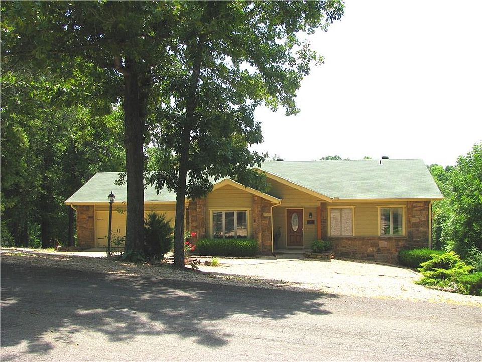 1st image of 24 Marina Dr