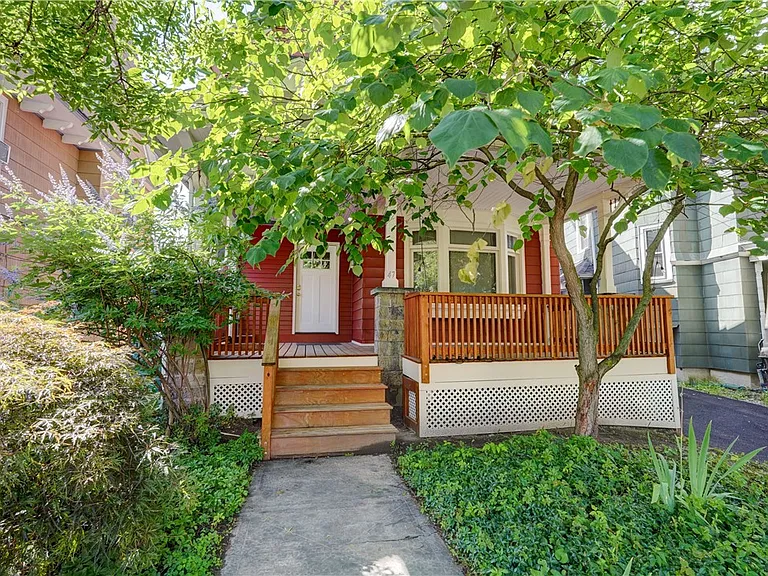 47 Amherst St #UP — Photo 23