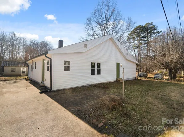 257 Textile Ave, Spindale, NC 28160