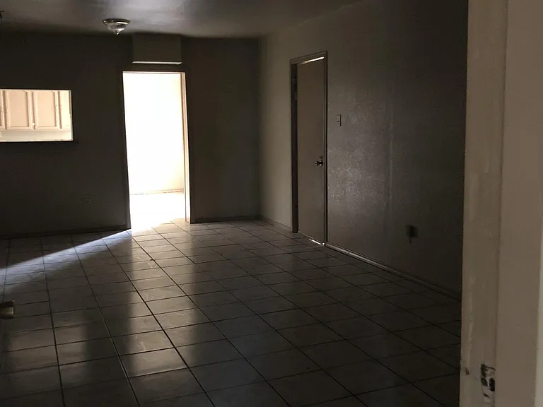 4118 Cedar Ave — Photo 6