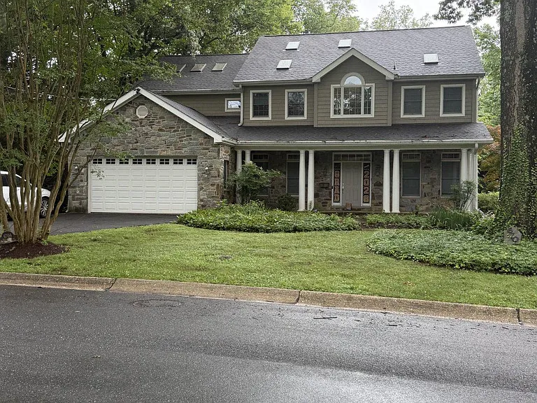 6706 Melody Ln — Photo 1