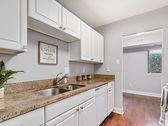 4th image of 7587 Margate Ct #1B-204