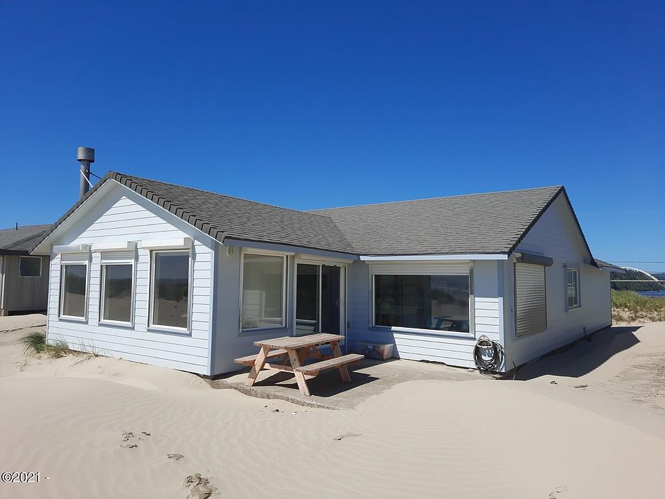 1st image of 30 NW Oceania Dr