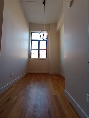 Rented by City Vista Inc | media 9