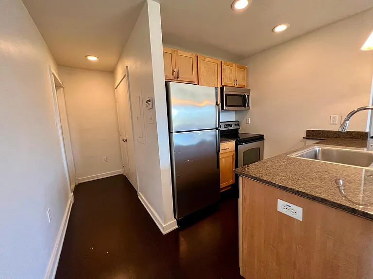 1725 Delachaise St #307 — Photo 8