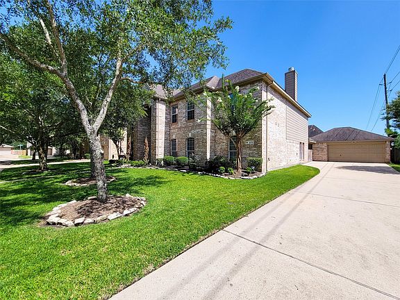 2nd image of 20711 Mansfield Bay Ln