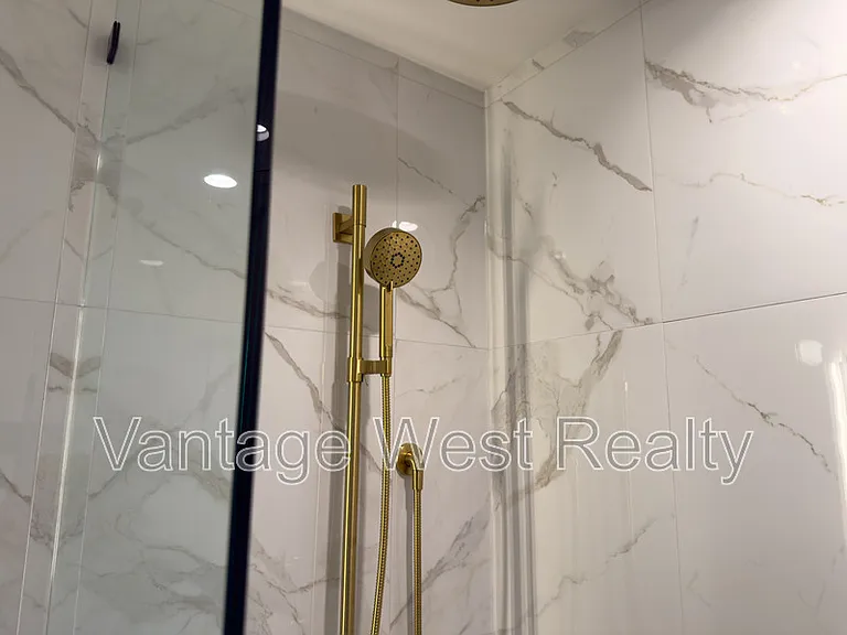 3800 Capozzi Rd #807 — Photo 19