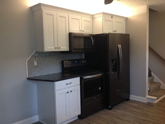 5th image of 5733 Broadway Ave