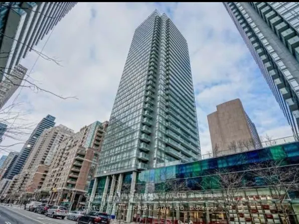 37 Grosvenor St, Toronto, ON