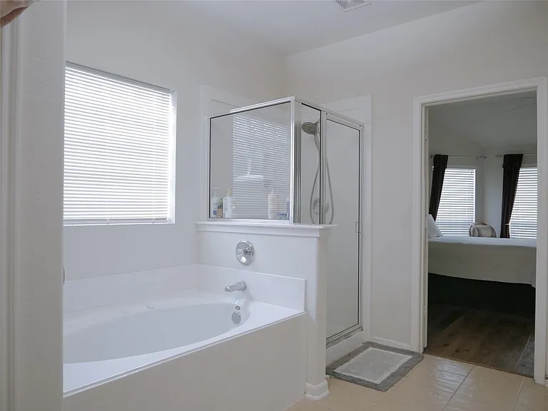 17619 Emerald Garden Ln — Photo 10
