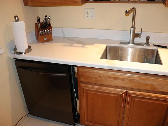 2nd image of 4133 NW 88th Ave APT 207