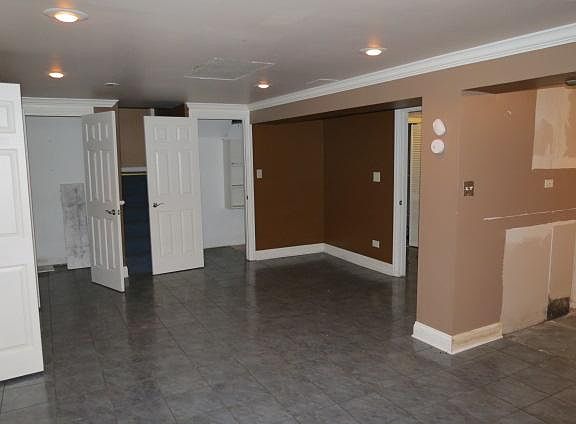2nd image of 911 Winston Dr