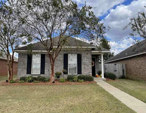 8708 Lindsey Ln Photo 1