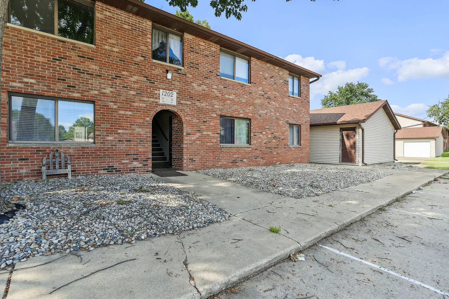 1202 Dean Dr APT 4 photo 1