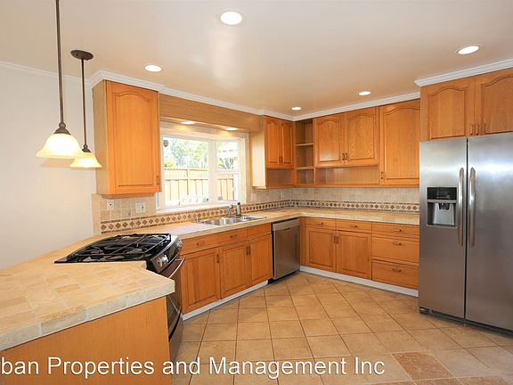 2nd image of 7136 Arbeau Dr