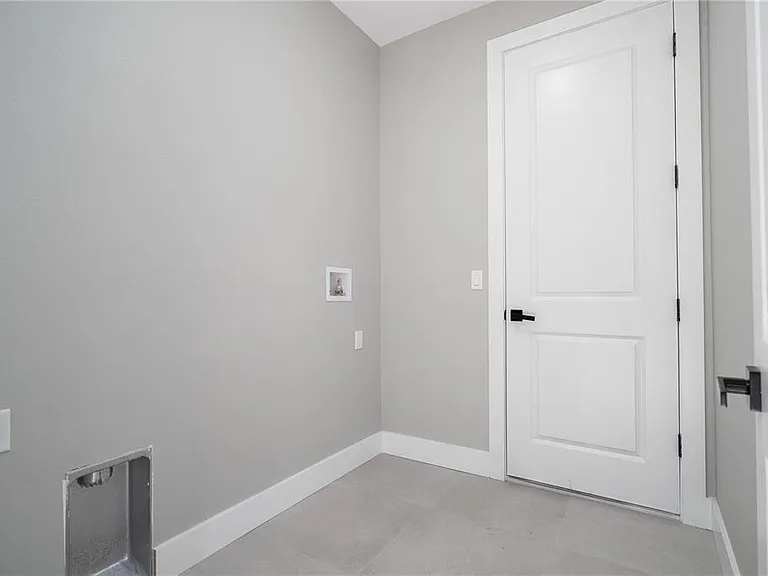 15 Ramblewood St — Photo 29