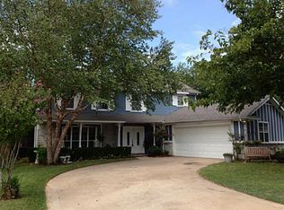 7109 Cook Cir, North Richland Hills, TX 76182