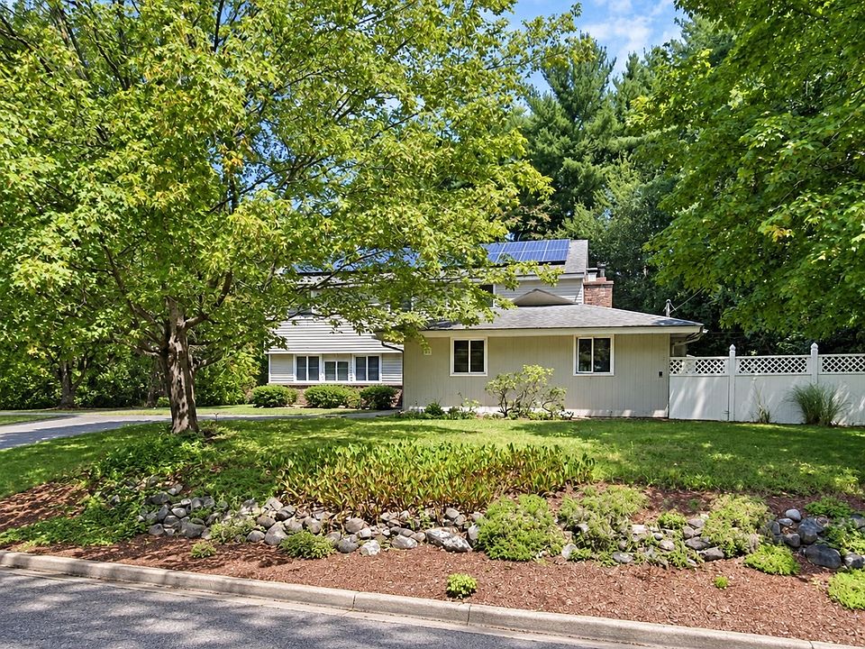 1st image of 27 Ansie Rd