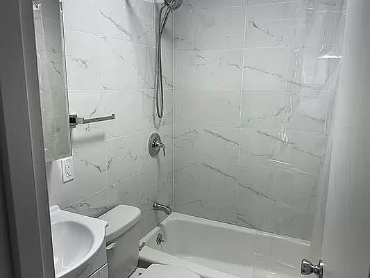 5th image of 162 E 88th St APT 2