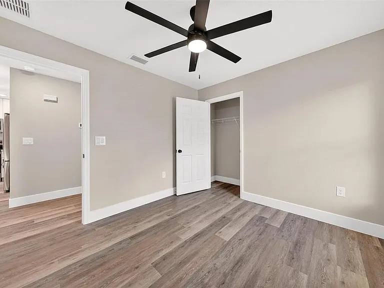 32635 Vista Ave — Photo 17