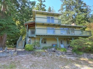 623 Nehalem Ln, La Conner, WA 98257