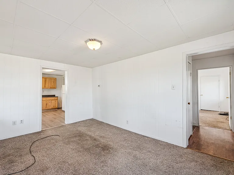 16 Eggers Ave #2 — Photo 7