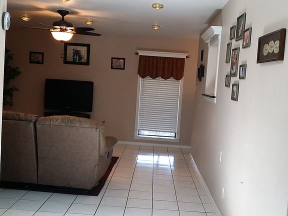 2nd image of 126 Eastwood Pl