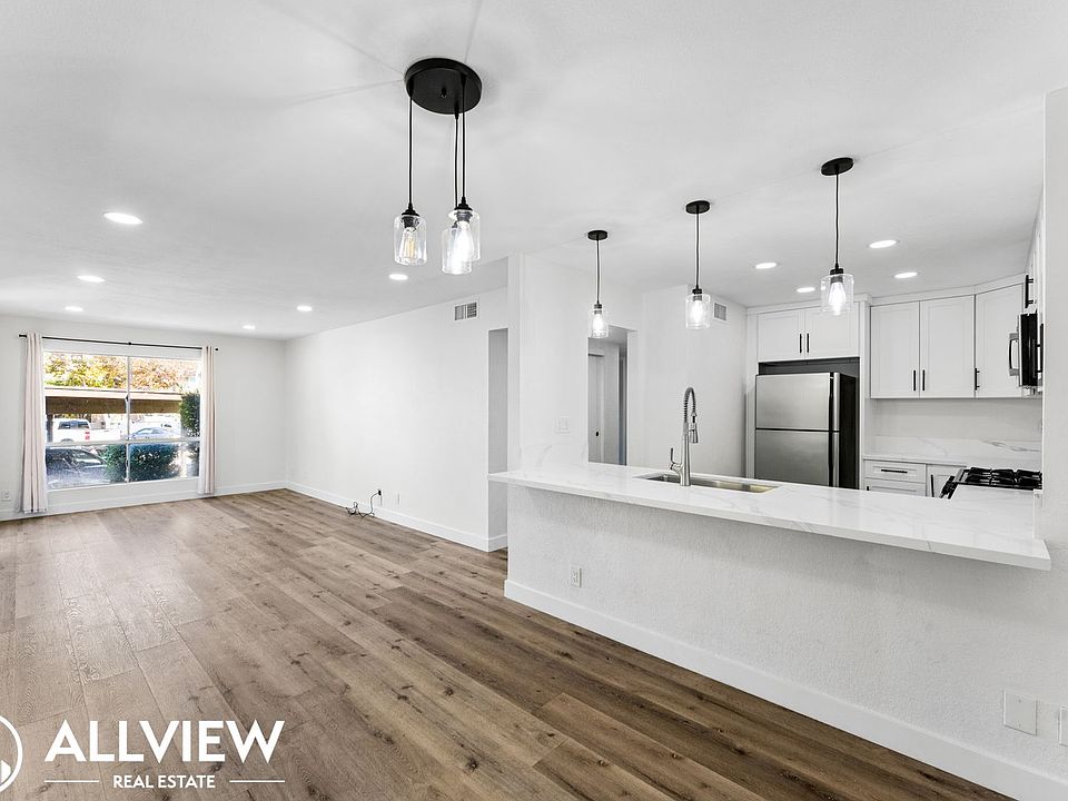 1st image of 25652 Rimgate Dr Unit 5D