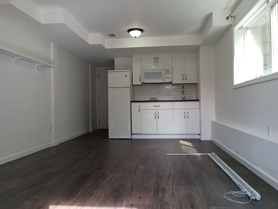 1st image of 258 Saint Catherine Dr