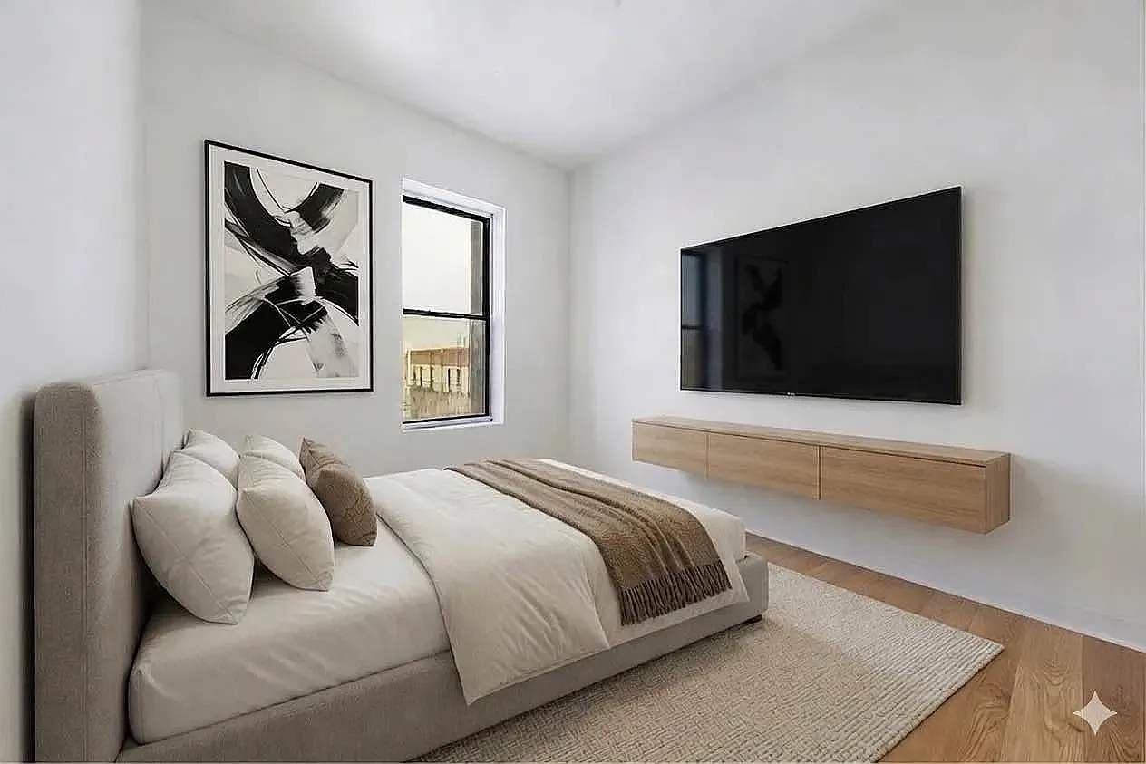 328 East 14th Street — Photo 2