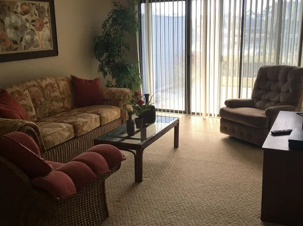 1801 Crooked Pine Dr, Myrtle Beach, SC 29575