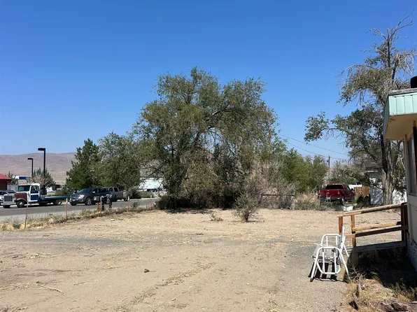 2930 Fort Churchill Rd, Silver Springs, NV 89429