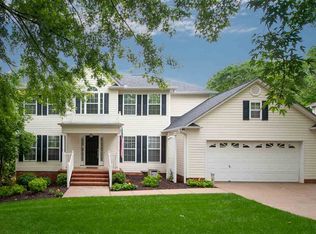 424 River Way Dr, Greer, SC 29651