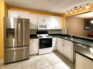 729 Landover Ct APT 104, Naples, FL 34104