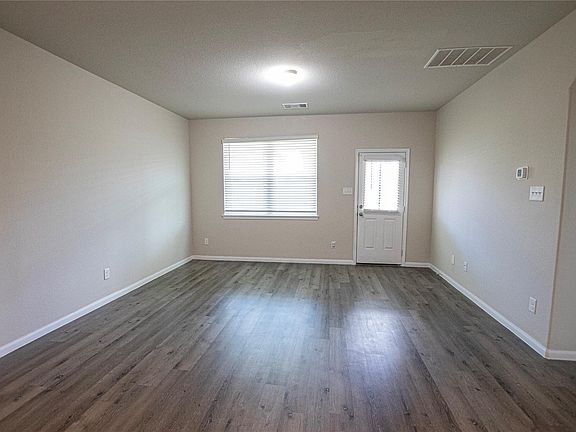 5th image of 25651 Brooklyn Ln