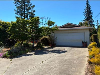 692 McCarty Ave, Mountain View, CA, 94041
