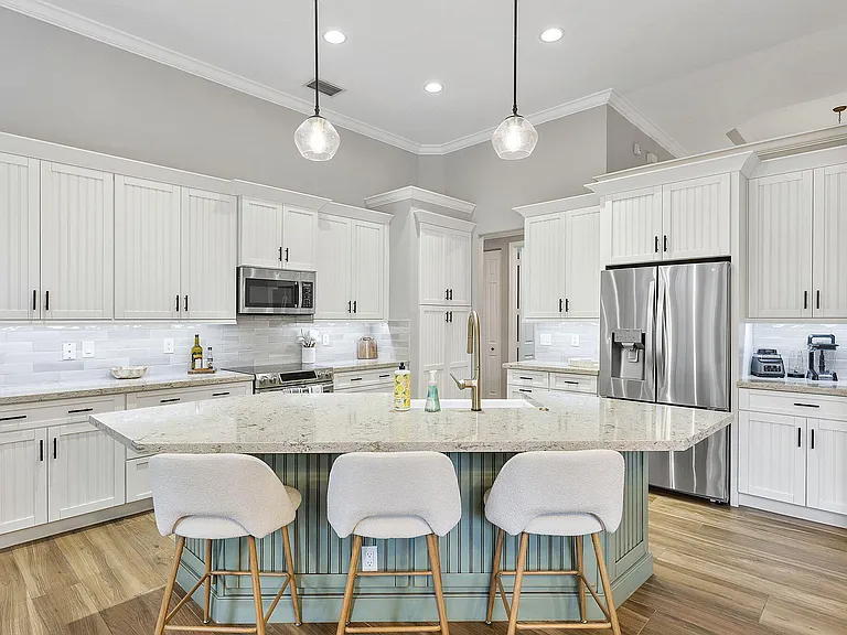 2903 Fontana Ln — Photo 17