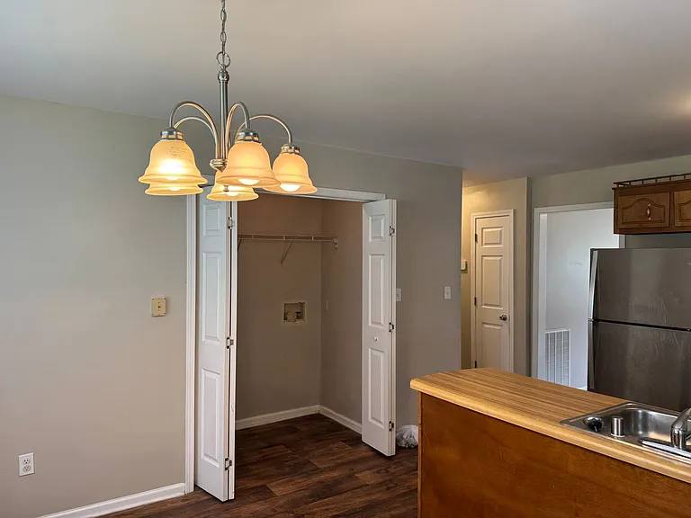 222 Pappy Dr — Photo 5