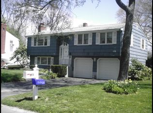 58 Fenwood Dr, Old Saybrook, CT 06475